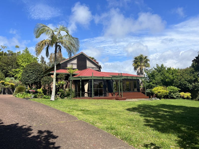 7 Aotearoa Terrace, Murrays Bay, Auckland - Carousel 1