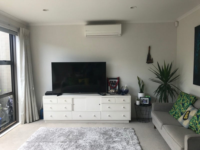 41 Tephra Boulevard, Stonefields, Auckland - Carousel 2