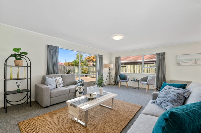 10B Holland Street, Glenholme, Rotorua - Carousel 1