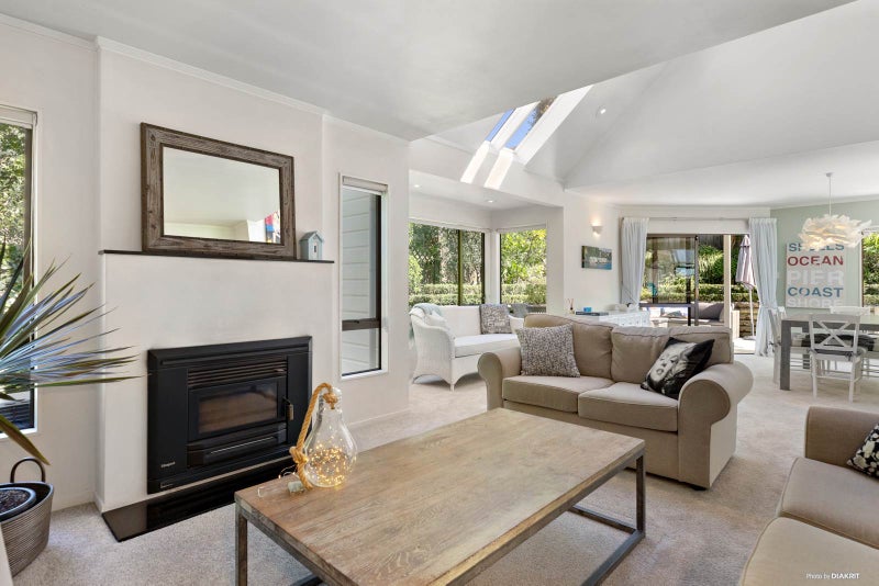 2/15 Hawera Road, Kohimarama, Auckland - Carousel 2