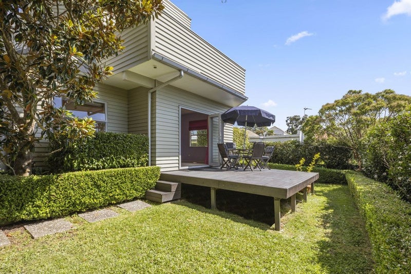 140 Coates Avenue, Orakei, Auckland - Carousel 2