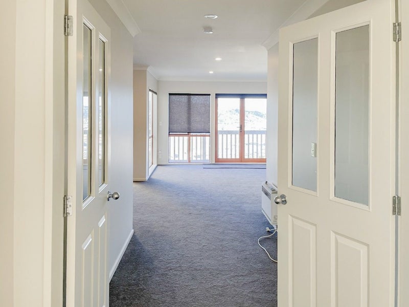 13 Birkhall Grove, Strathmore Park, Wellington - Carousel 2