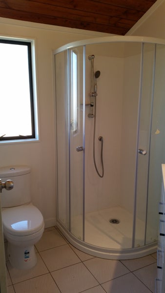 128A Elstree Avenue, Point England, Auckland - Carousel 5