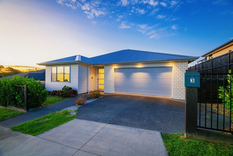 3 Tararua Street, Massey, Auckland - Carousel 2