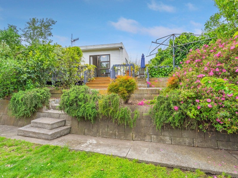 90 Martin Road, Paraparaumu Beach, Paraparaumu - Carousel 2