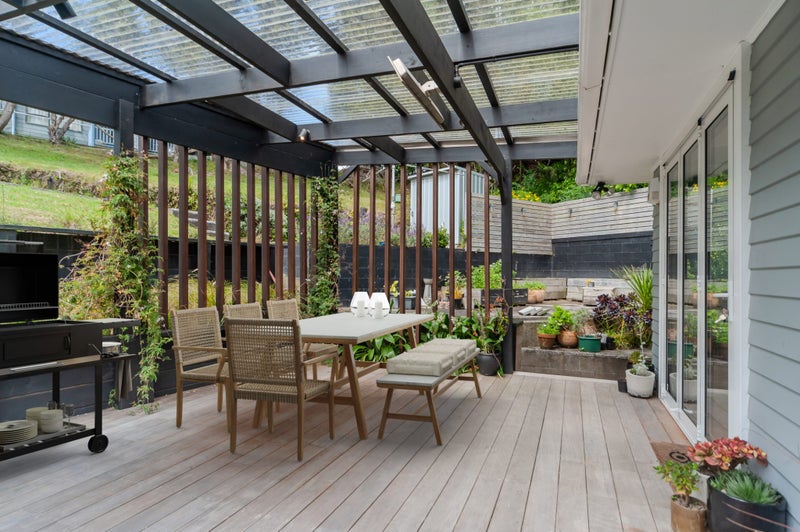 15 Montreal Grove, Kingston, Wellington - Carousel 16