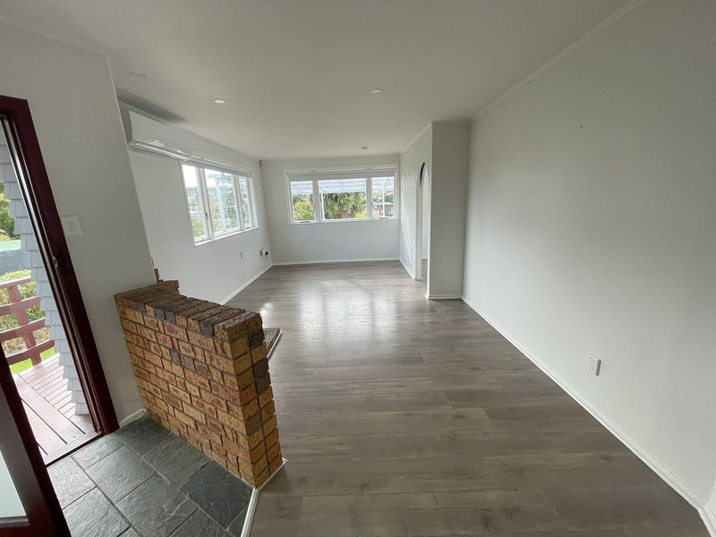 70 Dundee Place, Blockhouse Bay, Auckland - Carousel 2