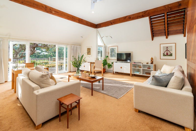 16 Mariri Road, Kelburn, Wellington - Carousel 2