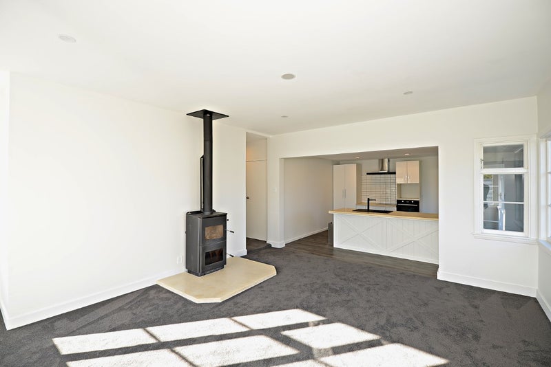 27 Brucefield Avenue, Netherby, Ashburton - Carousel 1