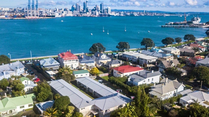 5/16 Queens Parade, Devonport, Auckland - Carousel 1