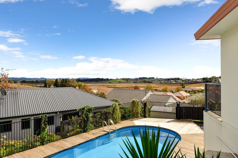 46 Greenfield Drive, Western Heights, Hamilton - Carousel 3