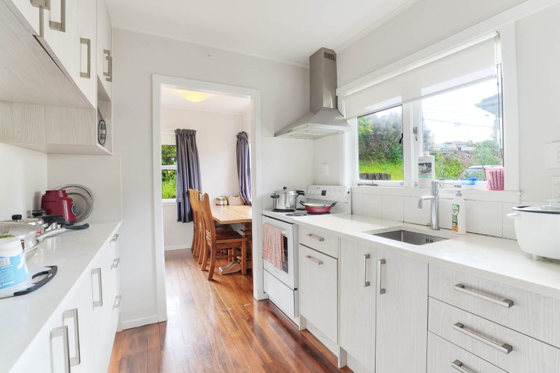 1/24 Tristram Avenue, Forrest Hill, Auckland - Carousel 2