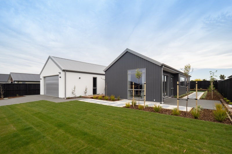 6 Strowan Avenue, Elgin, Ashburton - Carousel 37