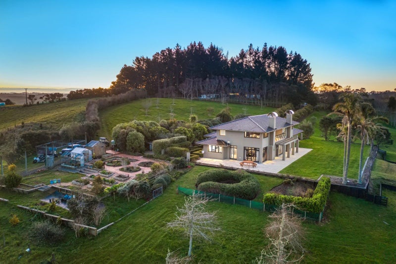 141 Valley Road, Kaukapakapa - Carousel 25