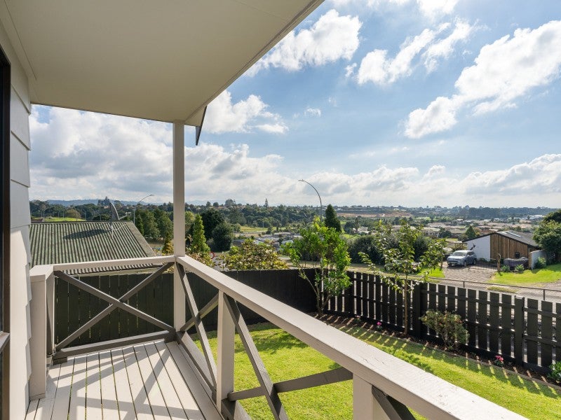 338A Waihi Road, Judea, Tauranga - Carousel 1