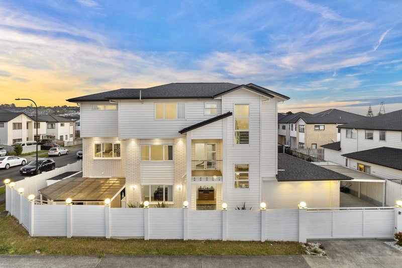 36 Quattro Avenue, Flat Bush, Auckland - Carousel 2
