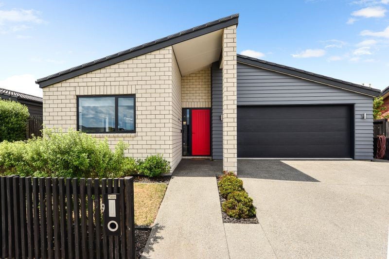 9 Lulu Avenue, Chartwell, Hamilton - Carousel 2