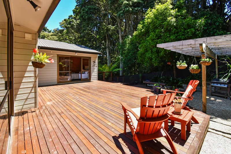 182 Everglade Drive, Totara Heights, Auckland - Carousel 1