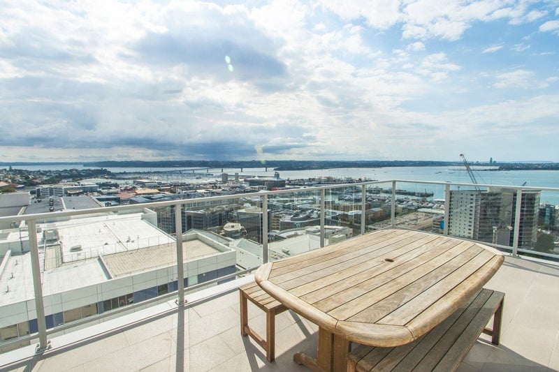 19J/34 Kingston Street, Auckland Central, Auckland - Carousel 1