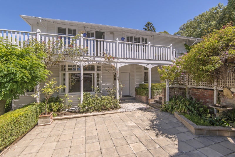 19 Cracroft Terrace, Cashmere, Christchurch - Carousel 1