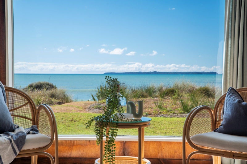 75 Karewa Parade, Papamoa Beach, Papamoa - Carousel 2