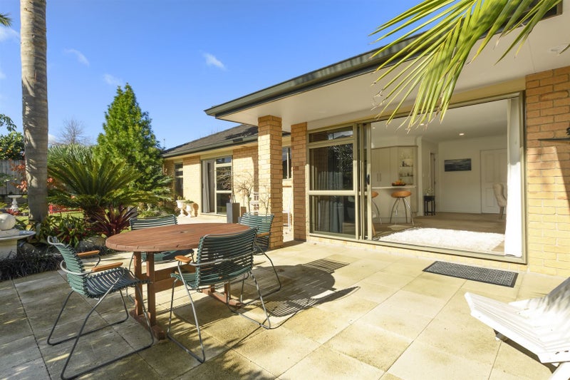 39 Chater Avenue, Bethlehem, Tauranga - Carousel 1