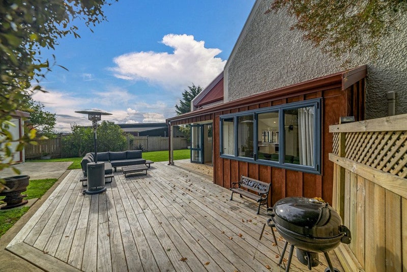 109 Pacific Drive, Fitzherbert, Palmerston North - Carousel 1