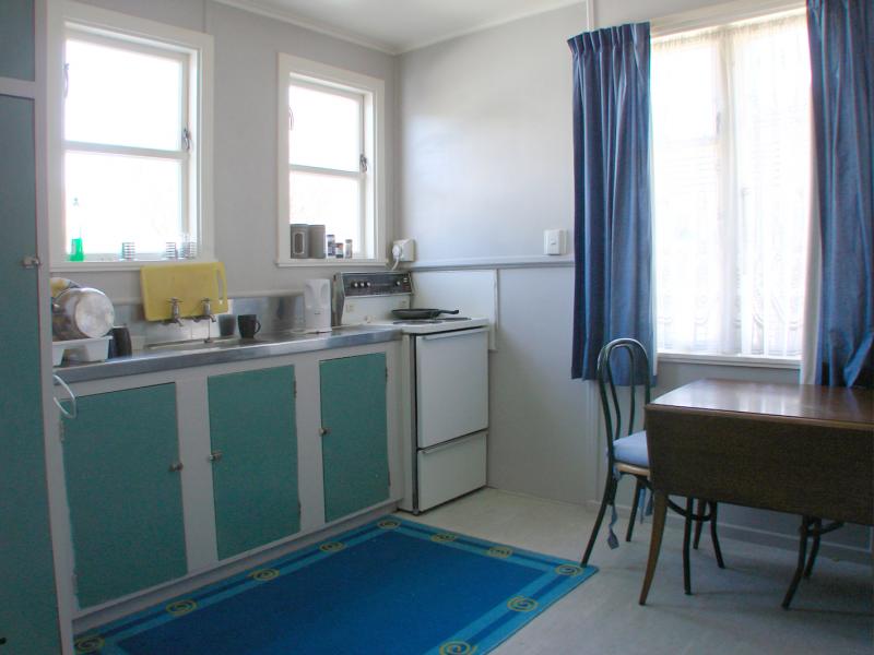 43 Gibson Crescent, Naenae, Lower Hutt - Carousel 2