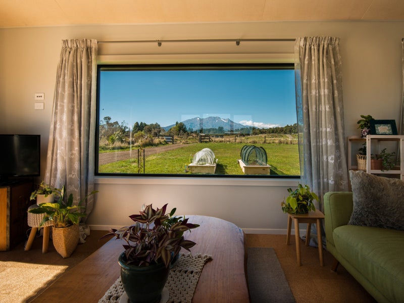 1 Kawakawa Lane, Horopito - Carousel 2