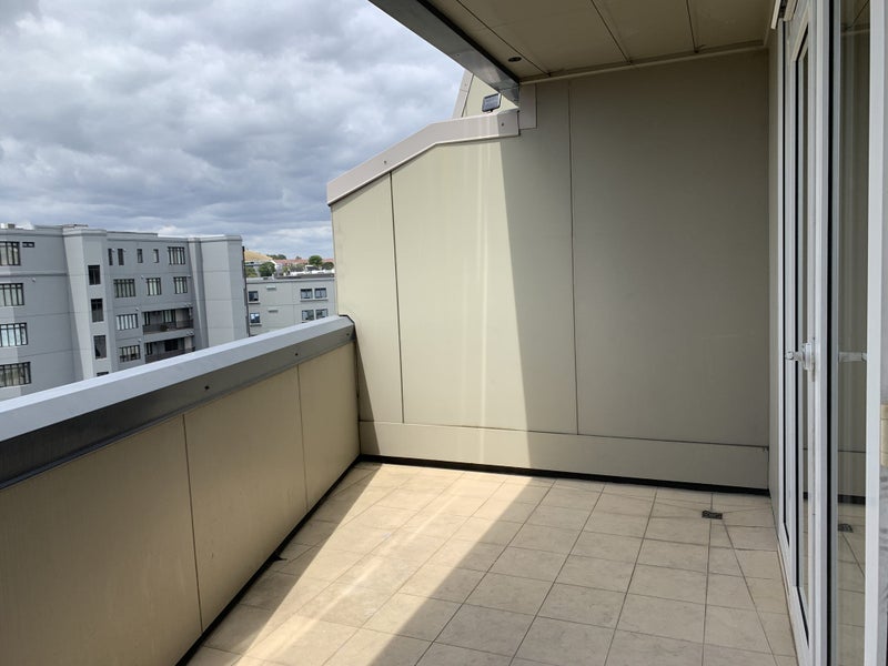 19/118 Broadway, Newmarket, Auckland - Carousel 2