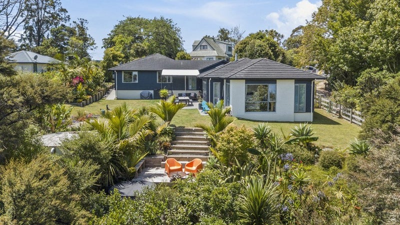 1154A East Coast Road, Redvale, Auckland - Carousel 1