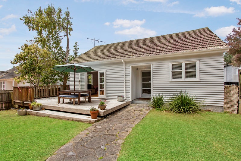 117 Paihia Road, One Tree Hill, Auckland - Carousel 1