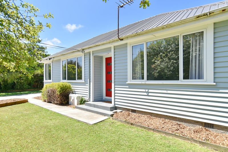 22 Spurway Place, Mairehau, Christchurch - Carousel 1