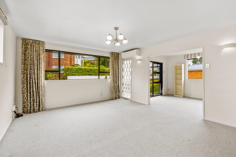 52A Drivers Road, Maori Hill, Dunedin - Carousel 2