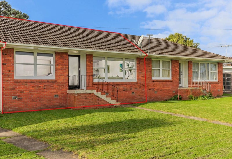 2/28 Hemi Street, Narrow Neck, Auckland - Carousel 1