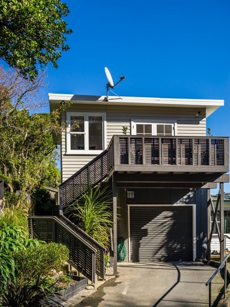 4/30 Ottawa Road, Ngaio, Wellington - Carousel 1