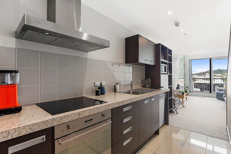 7E/10 Lorne Street, Te Aro, Wellington - Carousel 2