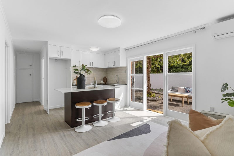 2/78 Waiatarua Road, Remuera, Auckland - Carousel 2