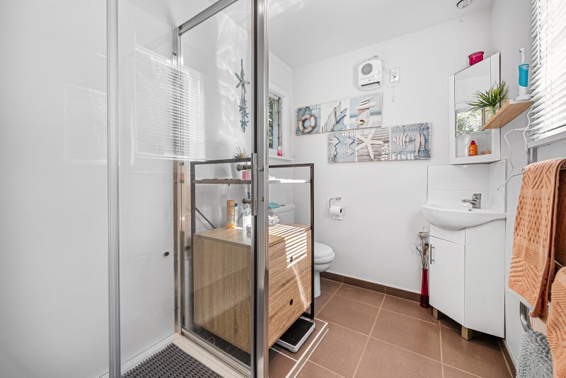 38 Marine Drive, Lyttelton - Carousel 15