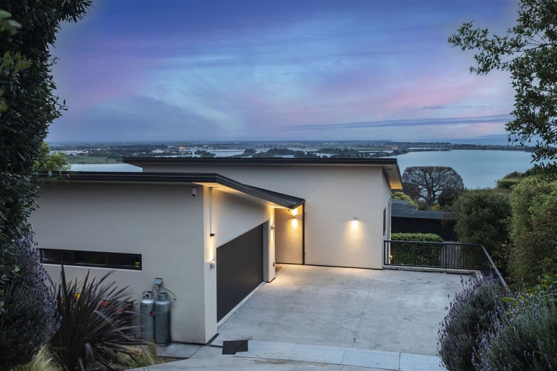 49 Santa Maria Avenue, Mount Pleasant, Christchurch - Carousel 1