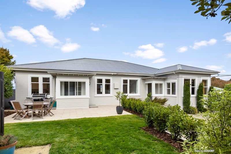 57 Pitt Street, Wadestown, Wellington - Carousel 1