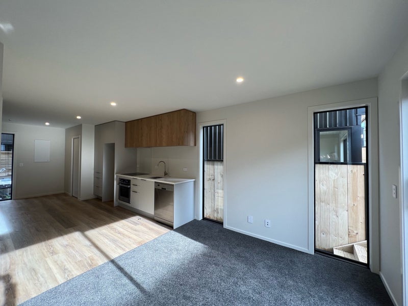 9/24 Fitzherbert Road, Wainuiomata, Lower Hutt - Carousel 2