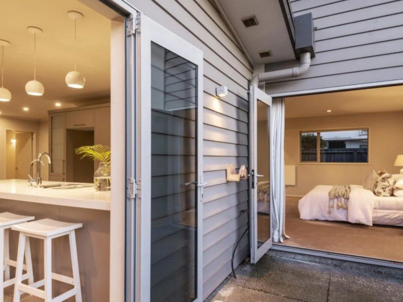 37 Sherborne Street, St Albans, Christchurch - Carousel 20