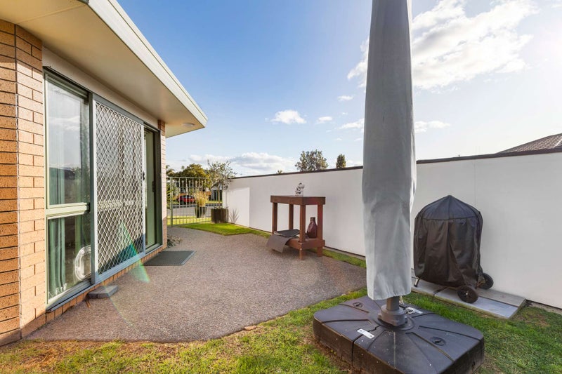 34 Elderton Avenue, Pyes Pa, Tauranga - Carousel 2
