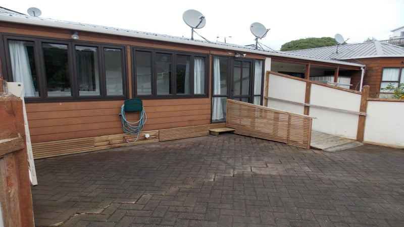 7C SCHOOL RD, PLIMMERTON, PORIRUA - Carousel 1