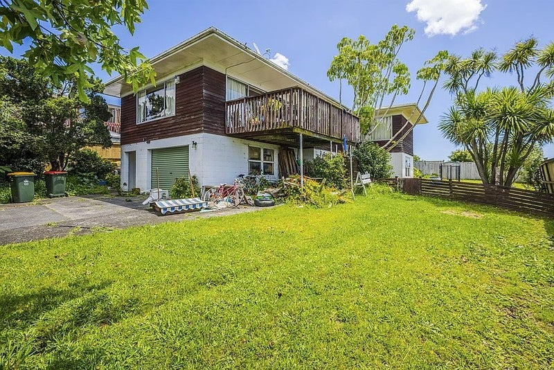 7 Chatsworth Crescent, Pakuranga Heights, Auckland - Carousel 2