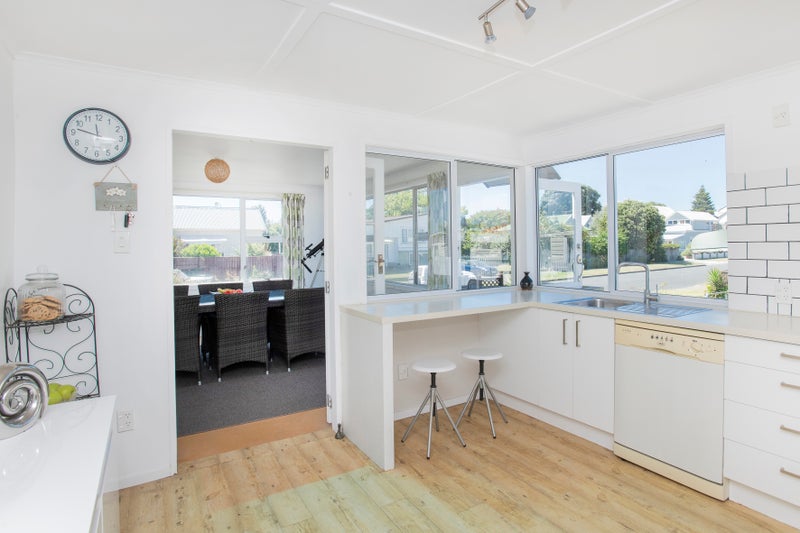 1 Roberts Road, Awapuni, Gisborne - Carousel 2