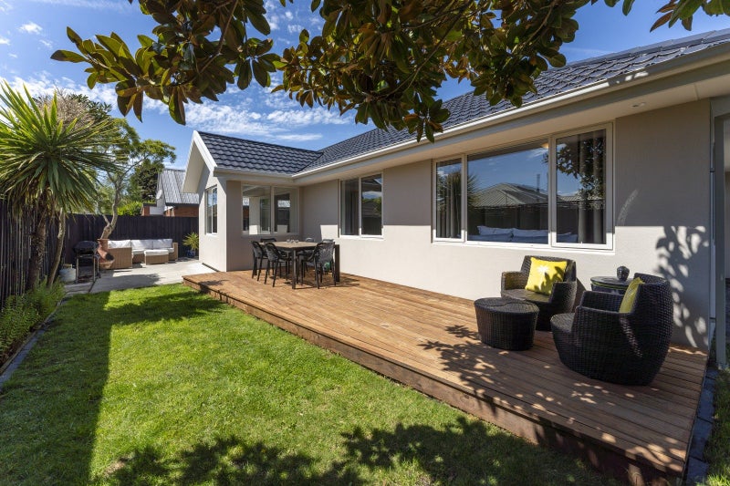 14 Farm Lane, Parklands, Christchurch - Carousel 1
