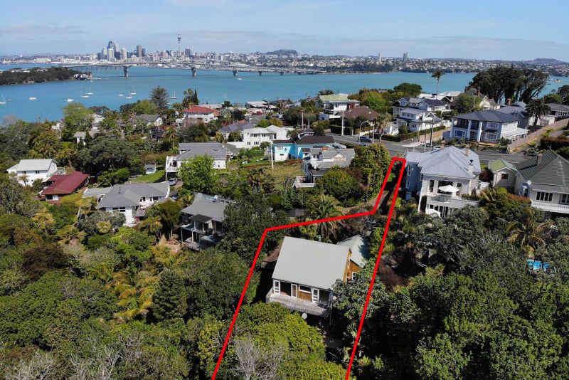 63 Hinemoa Street, Birkenhead, Auckland - Carousel 2