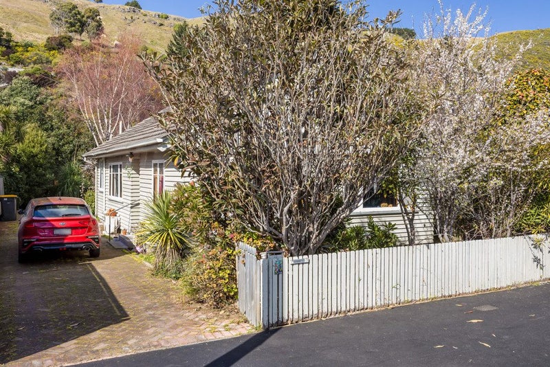 51 Head Street, Sumner, Christchurch - Carousel 1